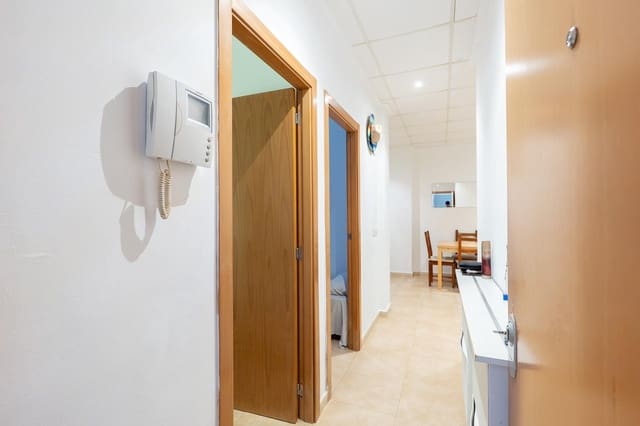 Piso de 2 habitaciones en Deltebre en venta con garaje - 89.000 € (Ref: 10037472)