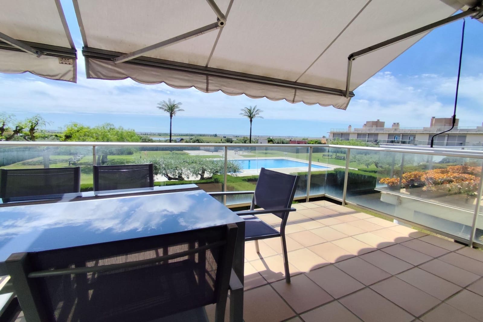 Apartamento de 3 habitaciones en L'Ampolla en venta con piscina garaje - 219.000 € (Ref: 10059162)
