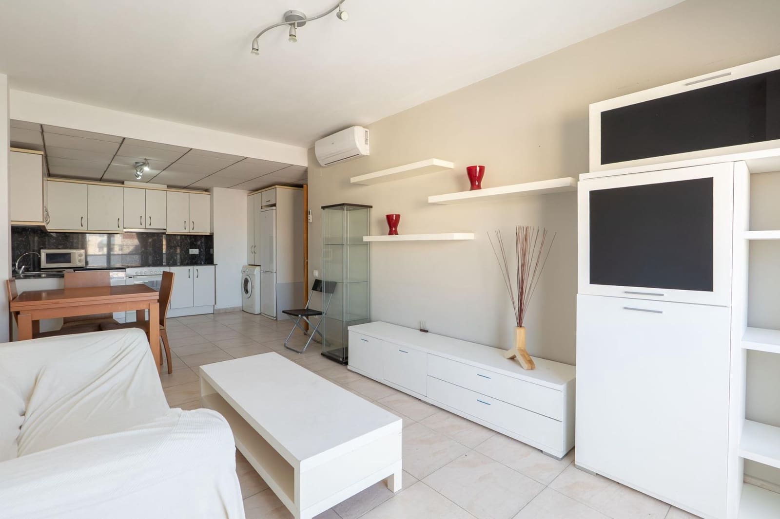 2 Zimmer Wohnung zu verkaufen in Deltebre mit Garage - 92.000 € (Ref: 10078399)