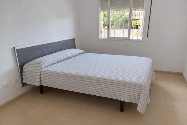 Piso de 2 habitaciones en Deltebre en venta con garaje - 119.000 € (Ref: 10094699)