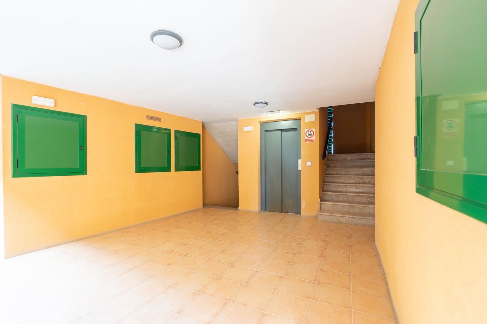 2 makuuhuone Asunto myytävänä paikassa Amposta - 105 000 € (Ref: 10102633)