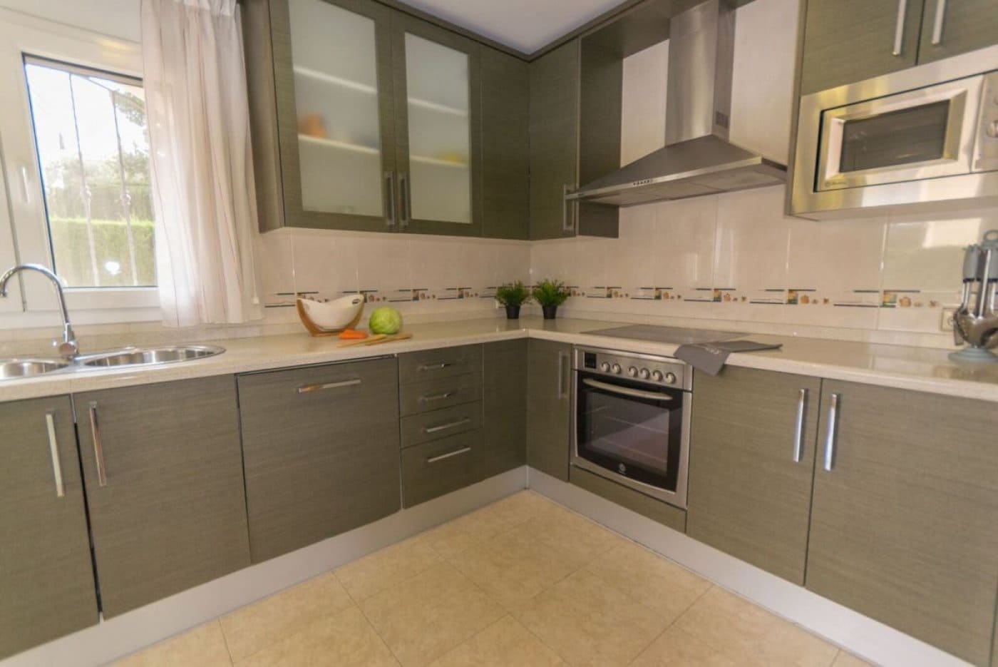 4 soverom Villa til salgs i L'Ampolla med svømmebasseng garasje - € 485 000 (Ref: 6163127)