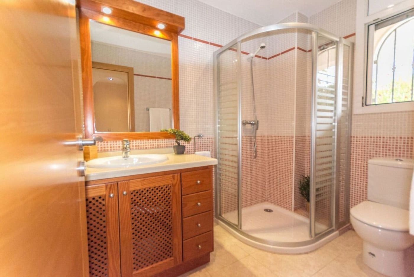 4 soverom Villa til salgs i L'Ampolla med svømmebasseng garasje - € 485 000 (Ref: 6163127)