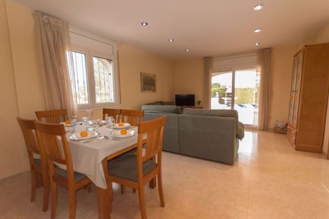 4 sovrum Villa till salu i L'Ampolla med pool garage - 485 000 € (Ref: 6163127)