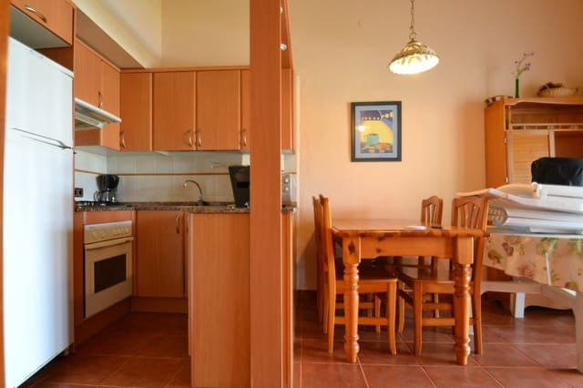 2 makuuhuone Rivitalo myytävänä paikassa Deltebre mukana uima-altaan - 165 000 € (Ref: 6163172)