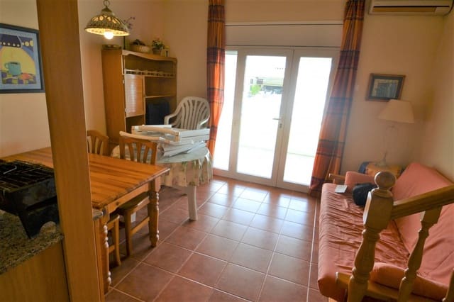 2 makuuhuone Rivitalo myytävänä paikassa Deltebre mukana uima-altaan - 165 000 € (Ref: 6163172)