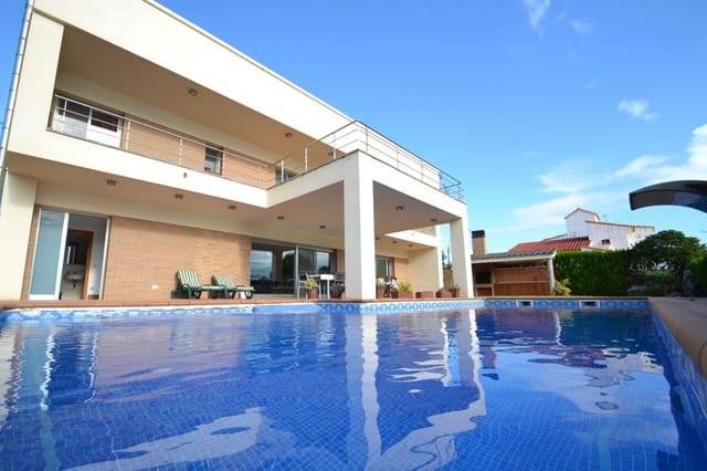 6 soverom Villa til salgs i Alcanar med svømmebasseng garasje - € 700 000 (Ref: 7168975)