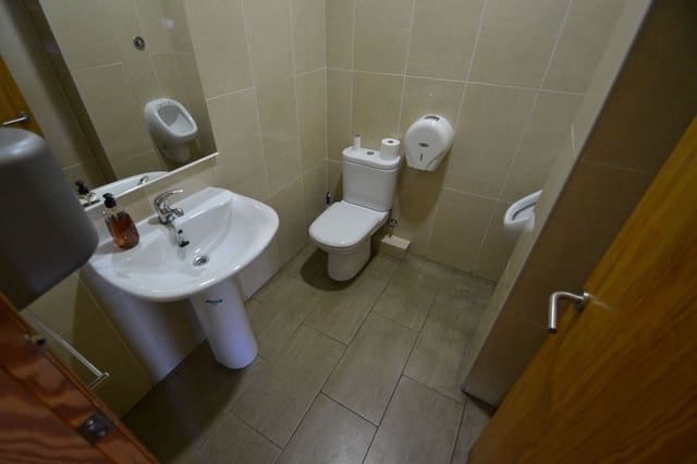 Commercial for rent in L'Ametlla de Mar - € 1,000 (Ref: 7367344)