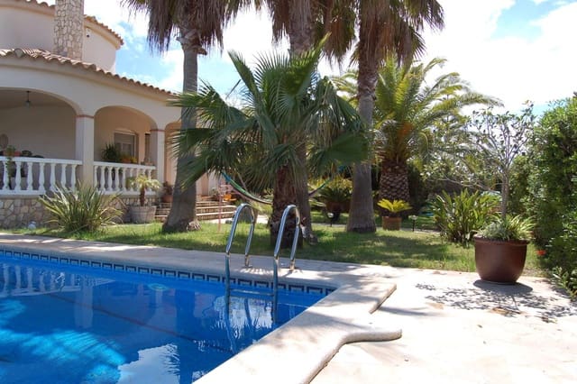 3 soverom Villa til salgs i Deltebre med svømmebasseng garasje - € 390 000 (Ref: 7586168)