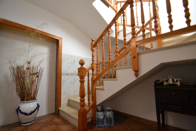 5 soverom Hus til salgs i Deltebre med garasje - € 240 000 (Ref: 7666453)