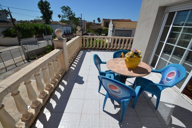 5 soverom Hus til salgs i Deltebre med garasje - € 240 000 (Ref: 7666453)