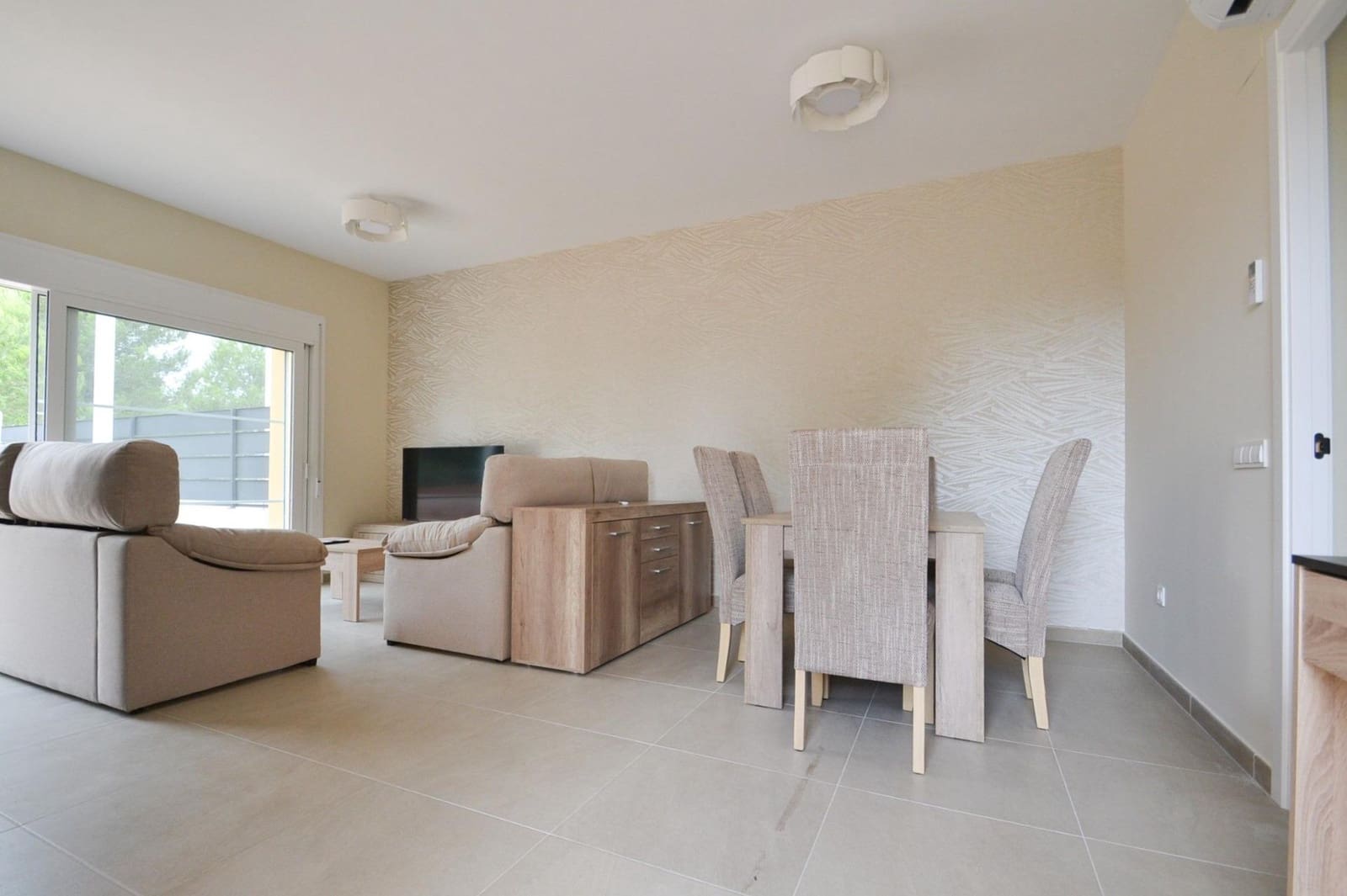 3 soveværelse Villa til salg i Deltebre med swimmingpool - € 298.000 (Ref: 7688869)