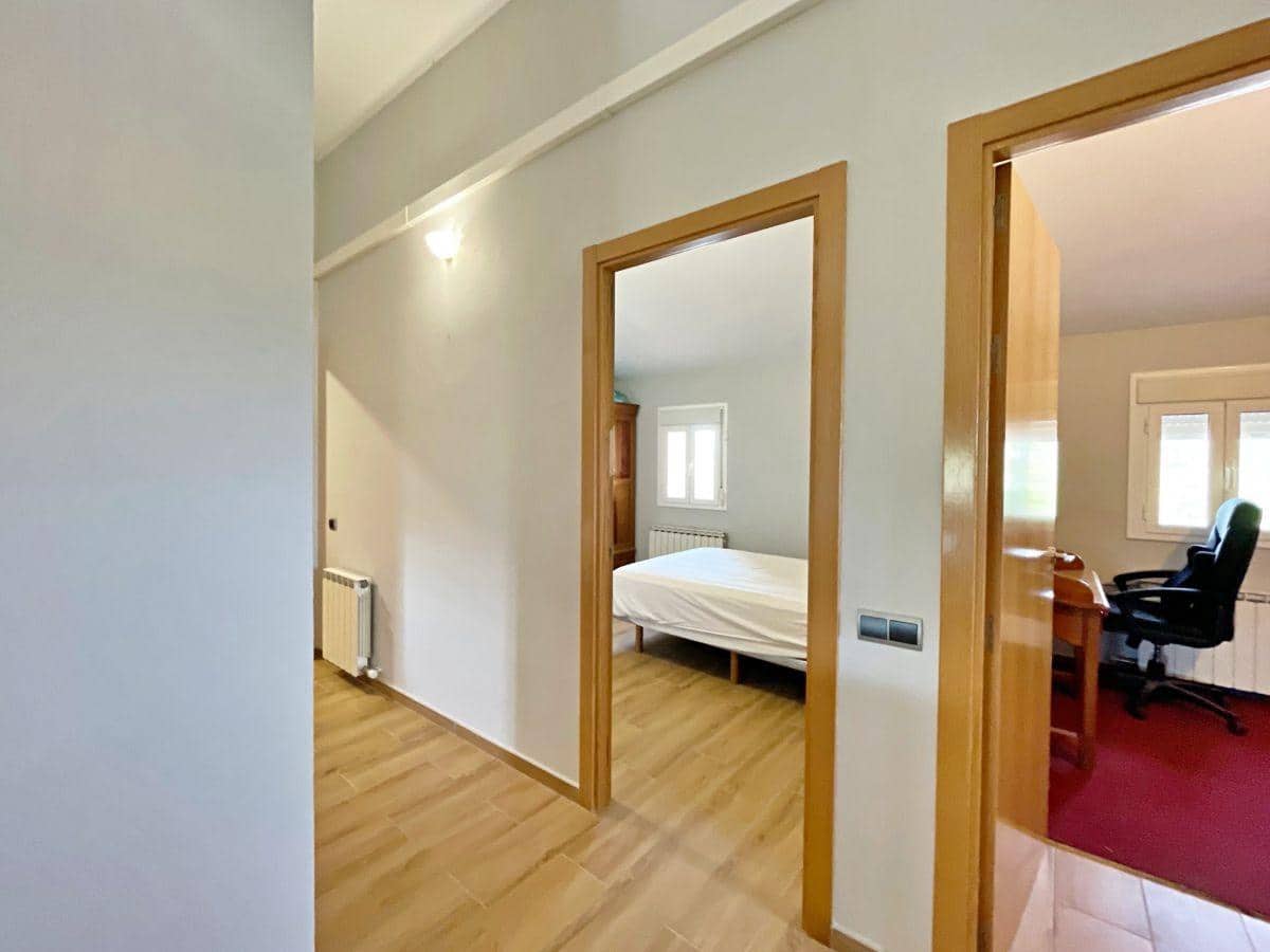 7 bedroom Finca/Country House for sale in Tortosa with pool garage - € 475,000 (Ref: 7819062)