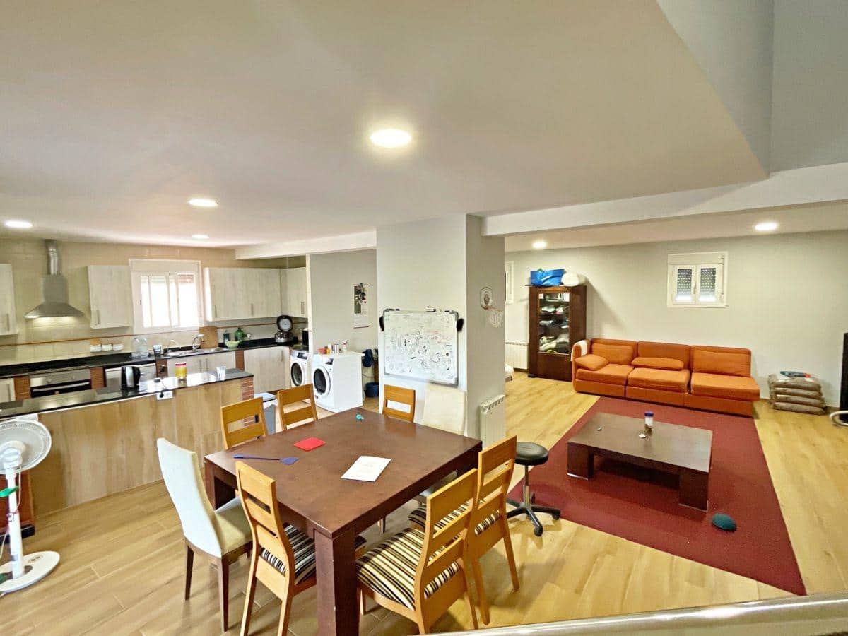 7 bedroom Finca/Country House for sale in Tortosa with pool garage - € 475,000 (Ref: 7819062)