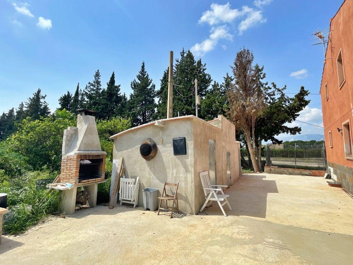 7 bedroom Finca/Country House for sale in Tortosa with pool garage - € 475,000 (Ref: 7819062)