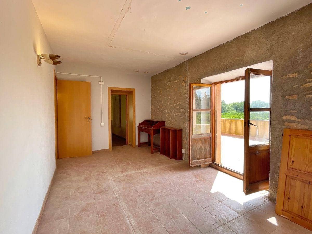 7 bedroom Finca/Country House for sale in Tortosa with pool garage - € 475,000 (Ref: 7819062)