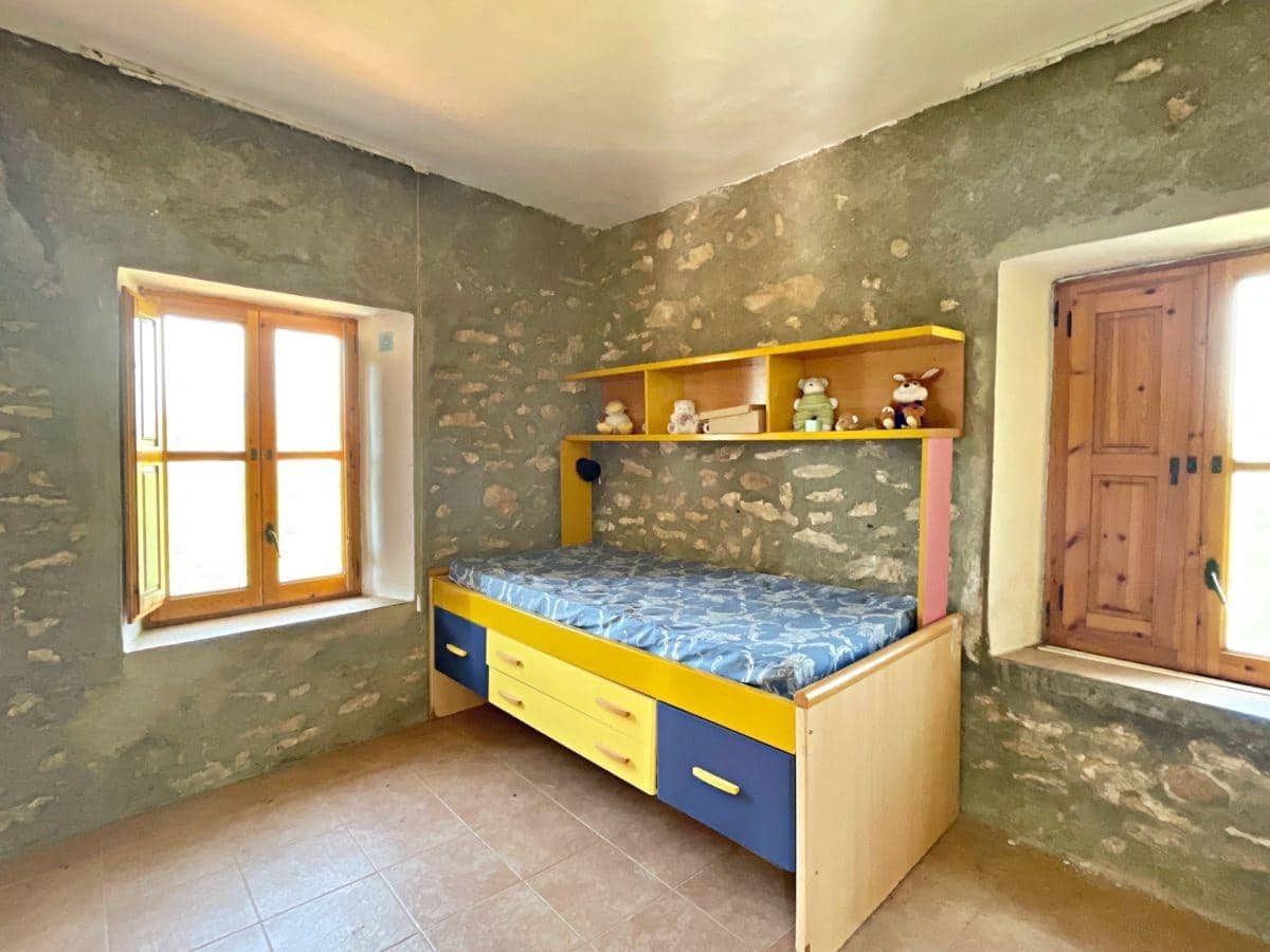 7 bedroom Finca/Country House for sale in Tortosa with pool garage - € 475,000 (Ref: 7819062)