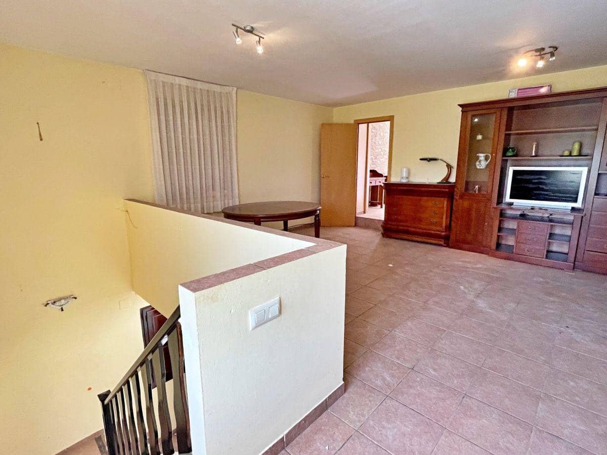 7 bedroom Finca/Country House for sale in Tortosa with pool garage - € 475,000 (Ref: 7819062)