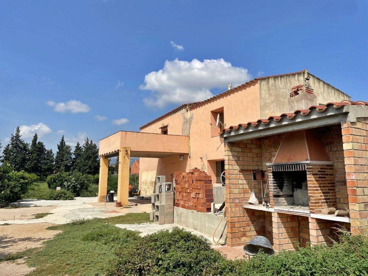 7 bedroom Finca/Country House for sale in Tortosa with pool garage - € 475,000 (Ref: 7819062)