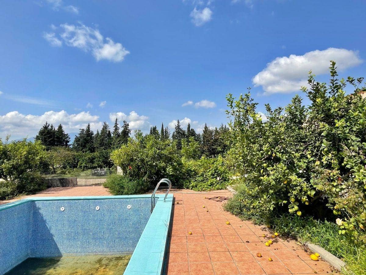 7 bedroom Finca/Country House for sale in Tortosa with pool garage - € 475,000 (Ref: 7819062)