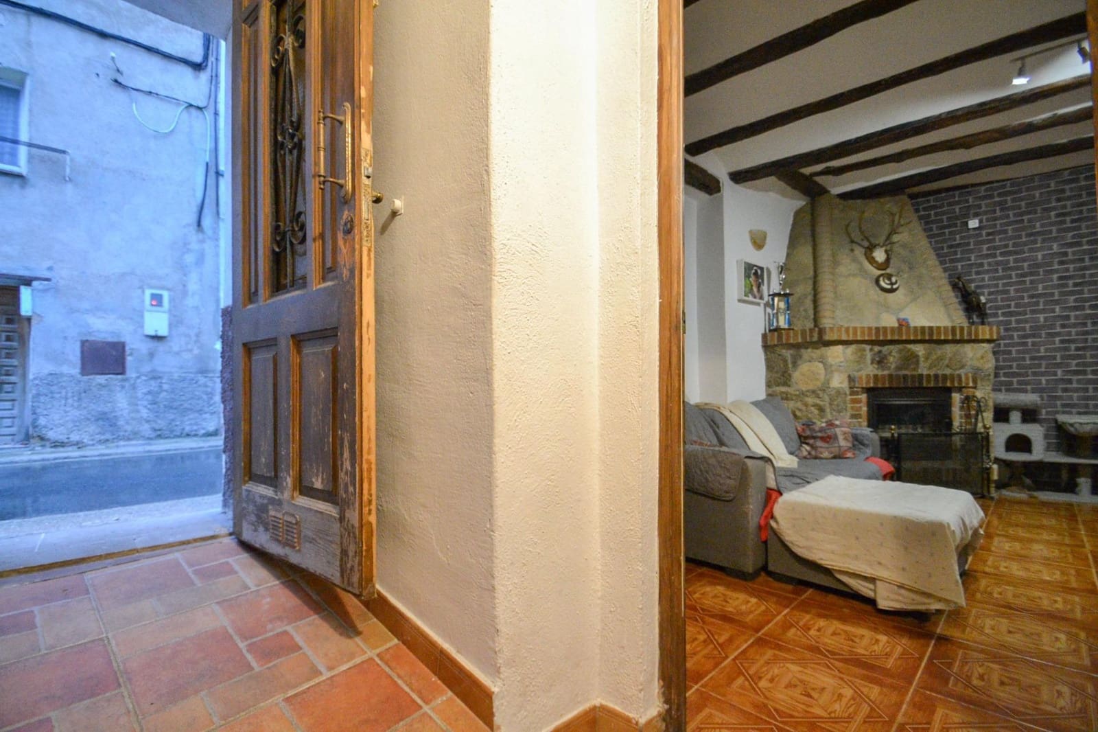 5 soveværelse Byhus til salg i El Perello - € 110.000 (Ref: 7884517)