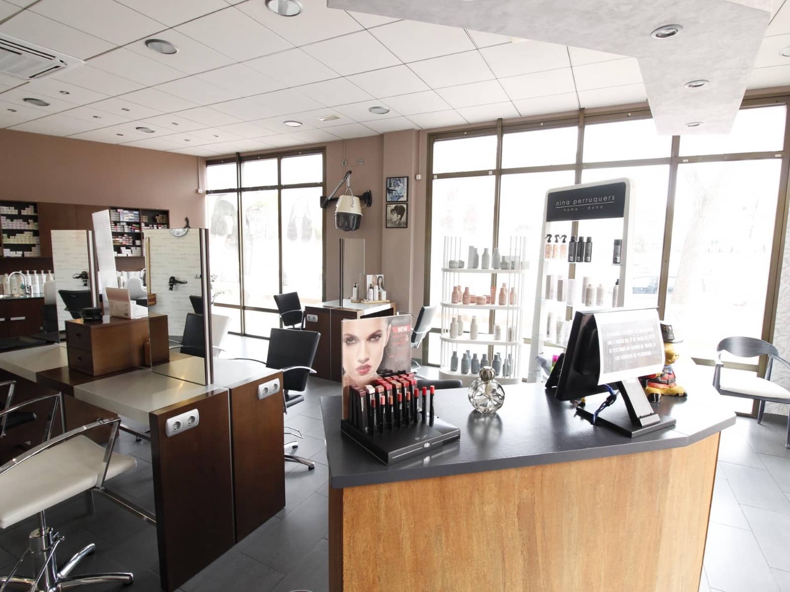 Commercial for sale in Vandellos i l'Hospitalet de l'Infant - € 195,000 (Ref: 8226260)