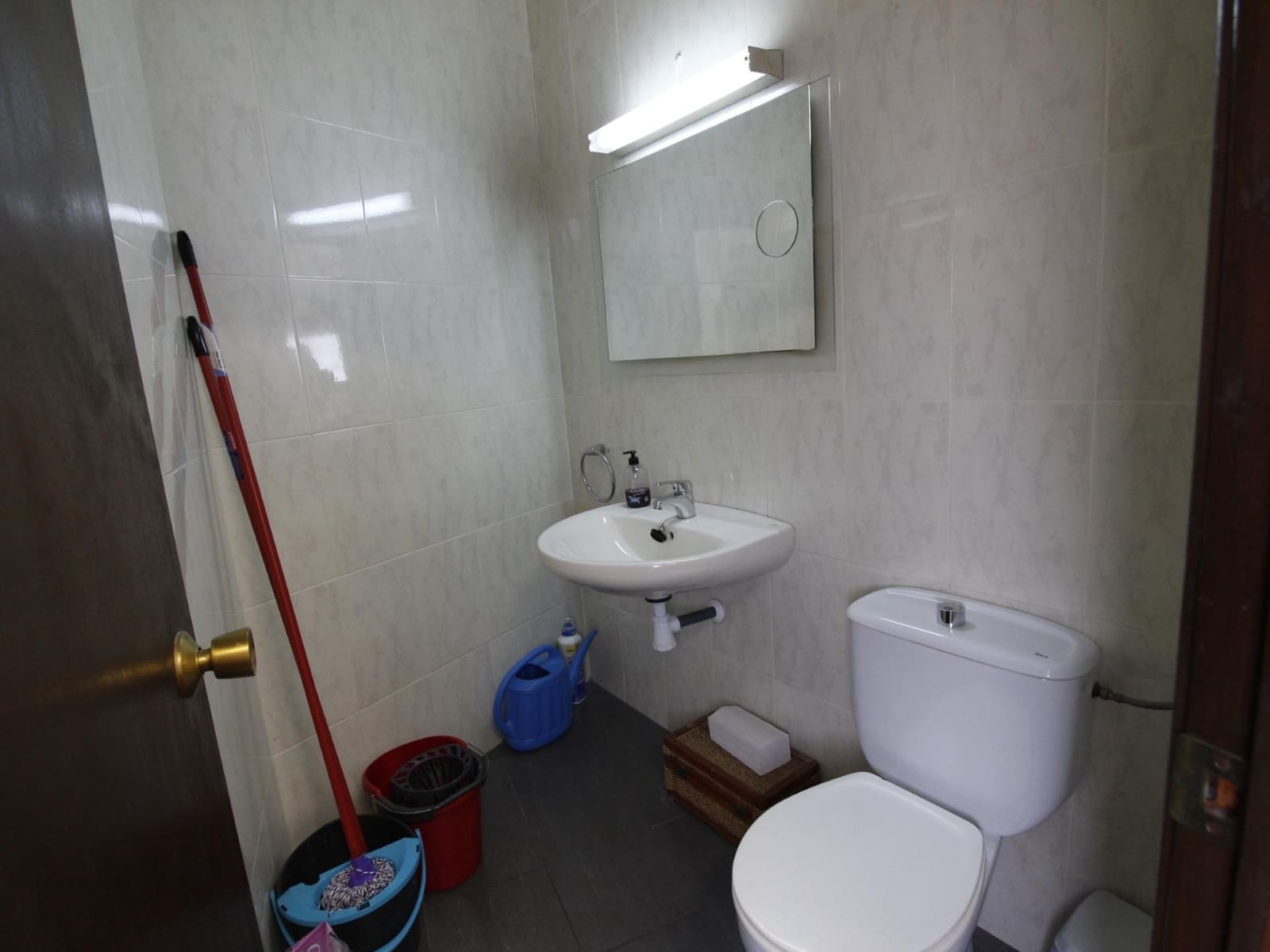 Commercial for sale in Vandellos i l'Hospitalet de l'Infant - € 195,000 (Ref: 8226260)