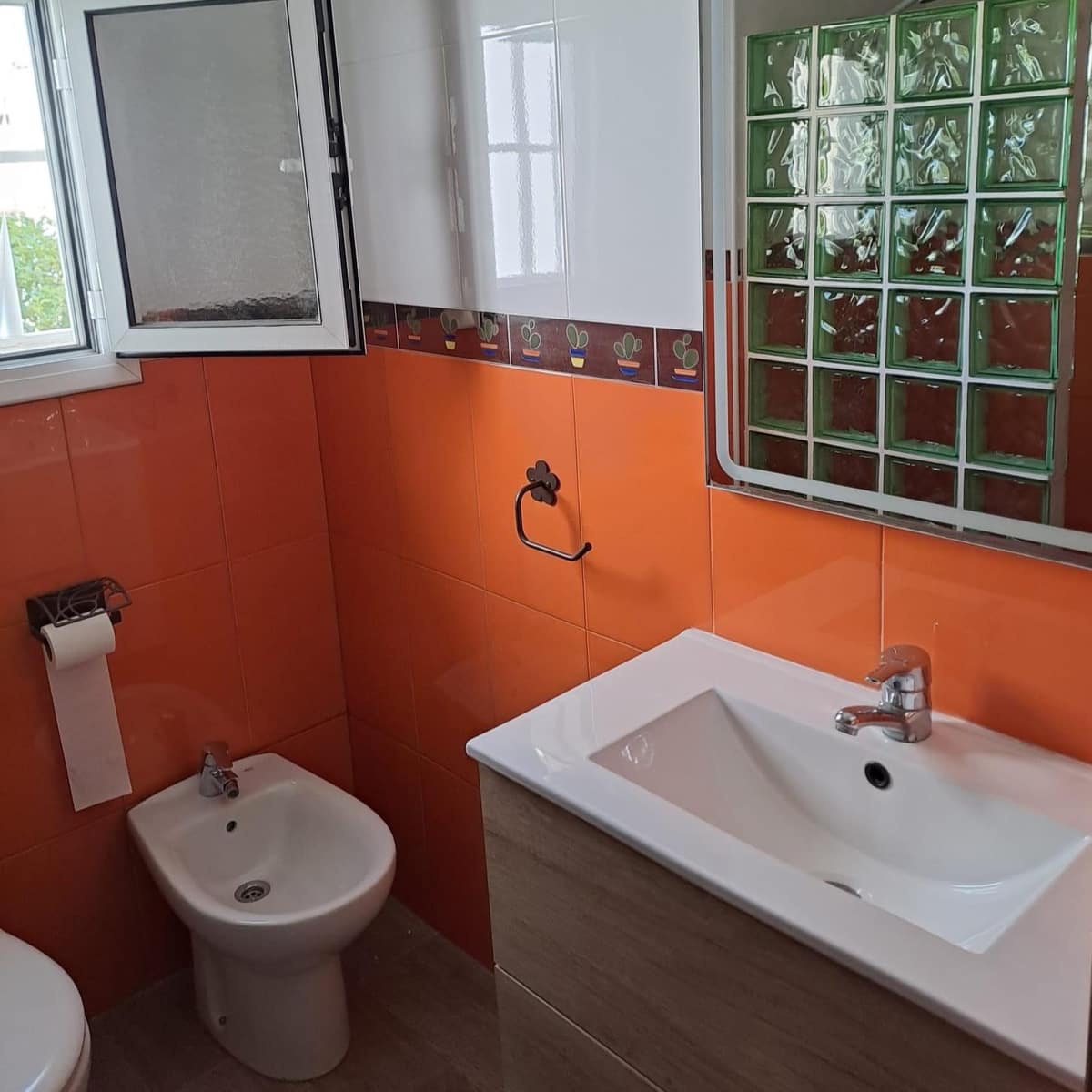 4 soveværelse Rækkehus til salg i Deltebre med garage - € 165.000 (Ref: 8243096)