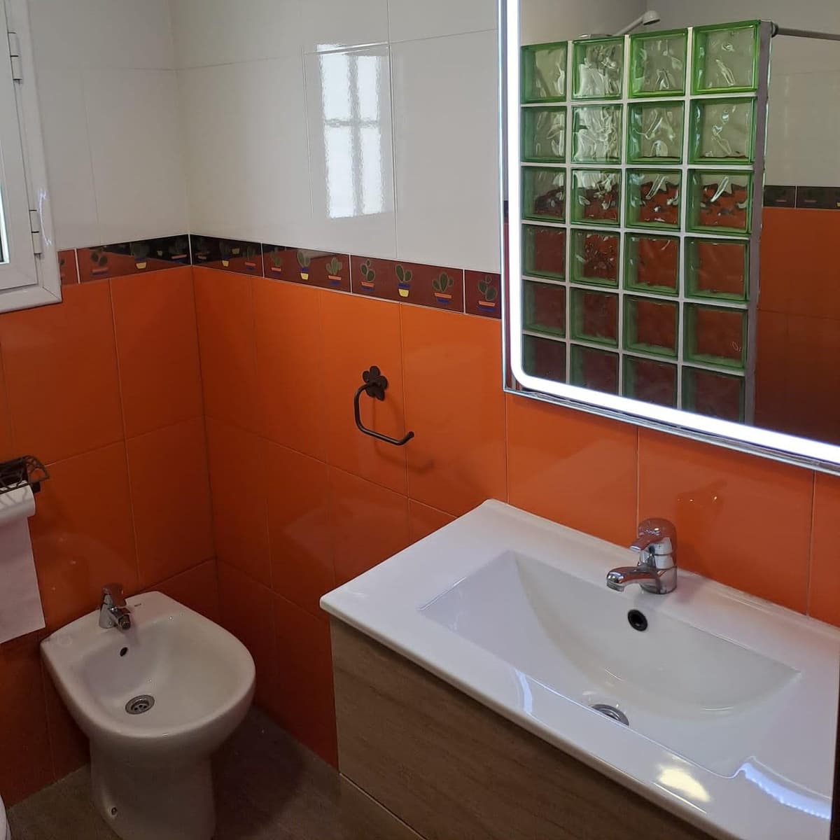 4 soveværelse Rækkehus til salg i Deltebre med garage - € 165.000 (Ref: 8243096)