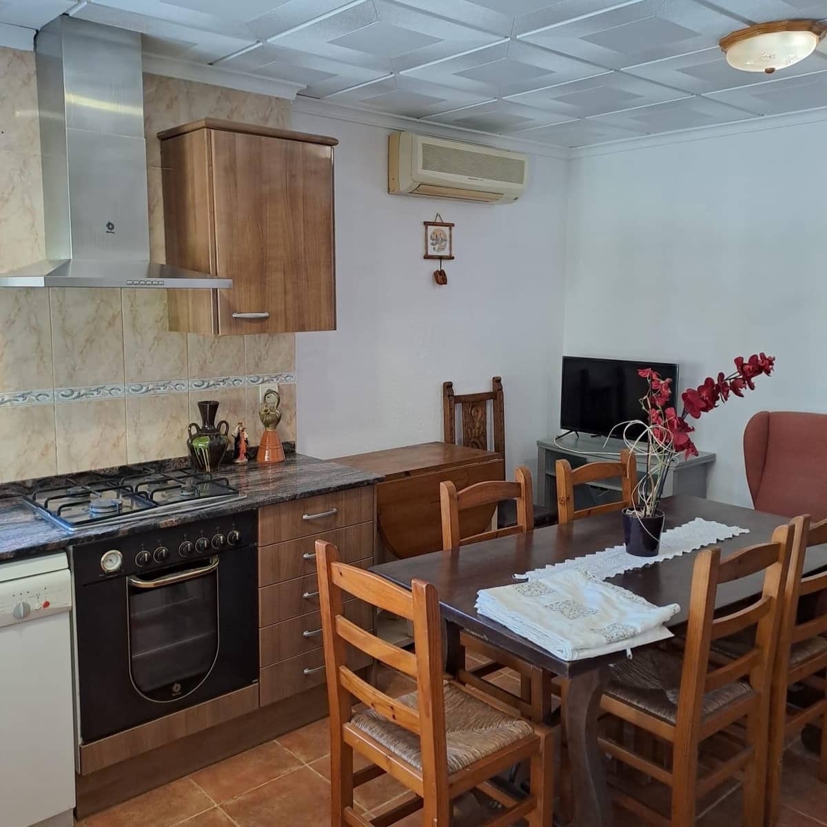 4 soveværelse Rækkehus til salg i Deltebre med garage - € 165.000 (Ref: 8243096)