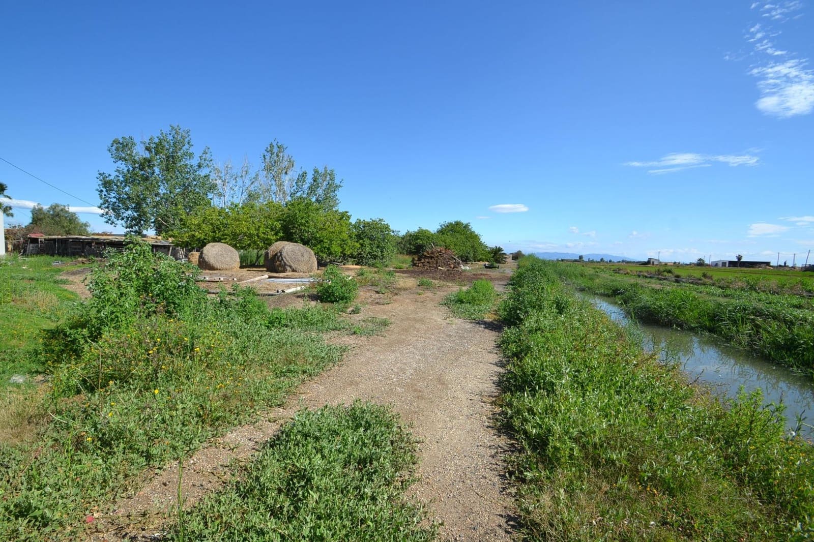 2 soveværelse Finca/Landehus til salg i Deltebre - € 95.500 (Ref: 8363220)