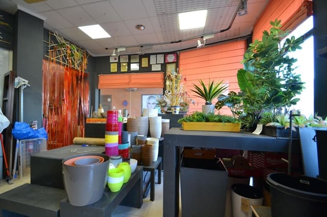 Gewerbe zu verkaufen in Tortosa - 135.000 € (Ref: 8385092)