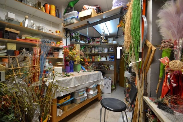 Gewerbe zu verkaufen in Tortosa - 135.000 € (Ref: 8385092)