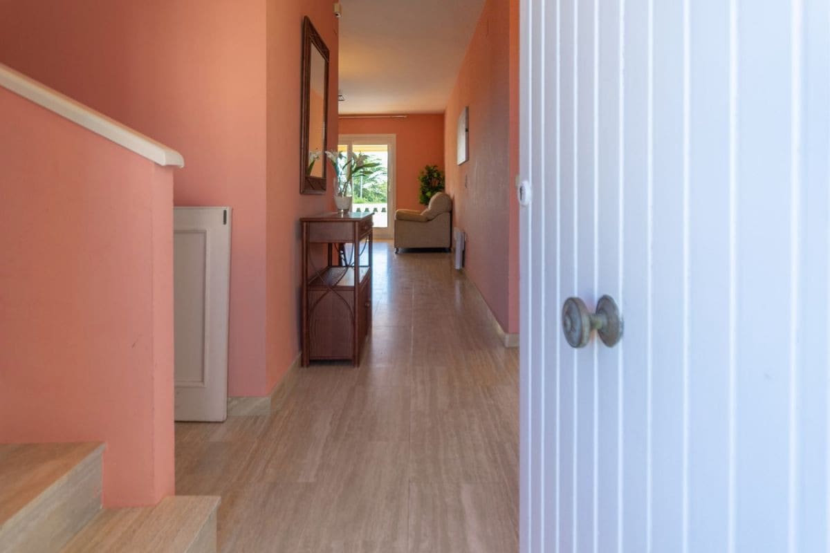 6 sypialnia Willa na sprzedaż w L'Ametlla de Mar z basenem garażem - 675 000 € (Ref: 8426464)