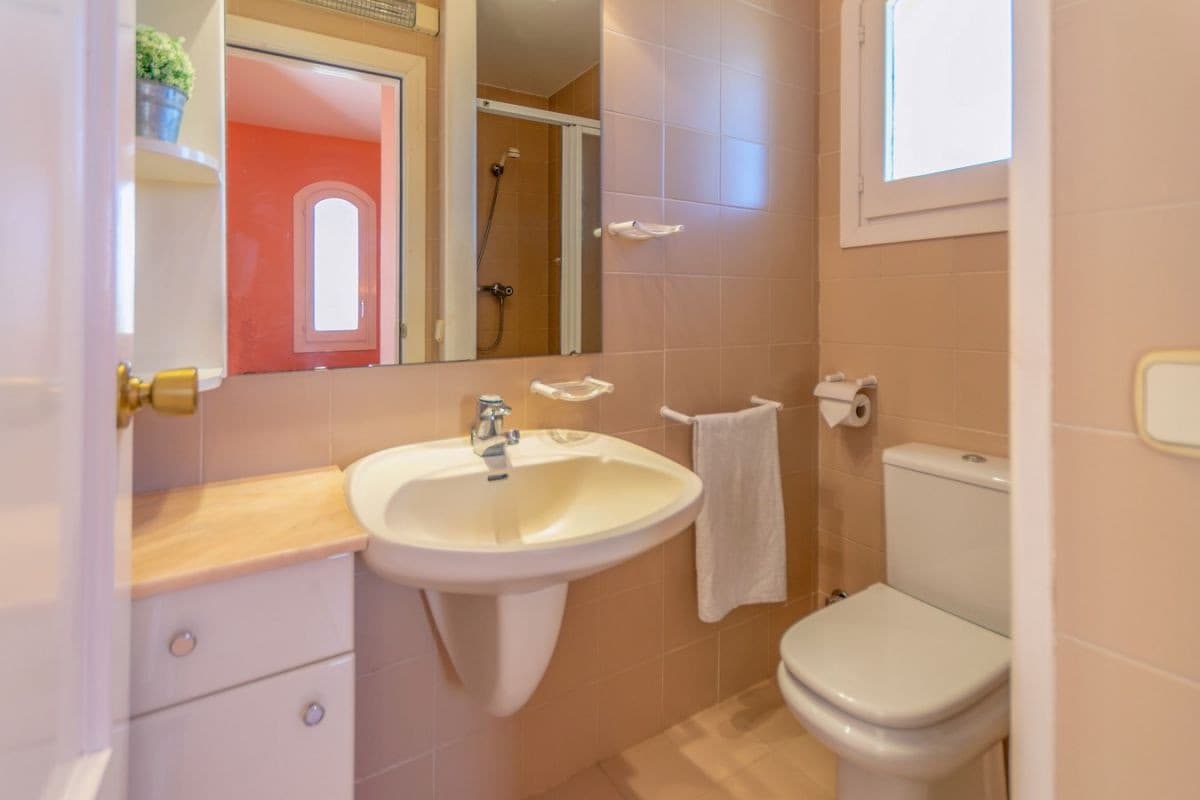 6 sypialnia Willa na sprzedaż w L'Ametlla de Mar z basenem garażem - 675 000 € (Ref: 8426464)