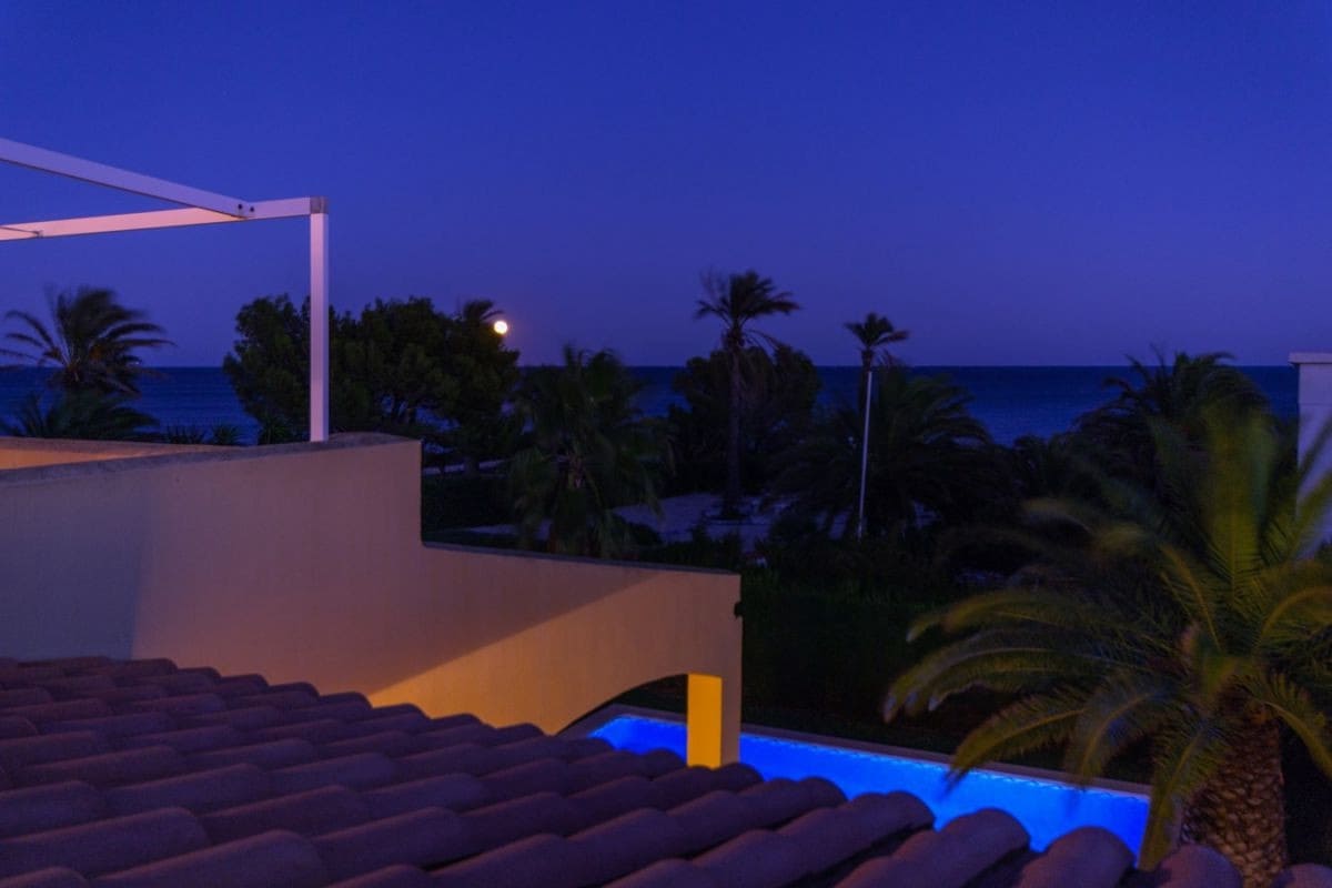 6 sypialnia Willa na sprzedaż w L'Ametlla de Mar z basenem garażem - 675 000 € (Ref: 8426464)