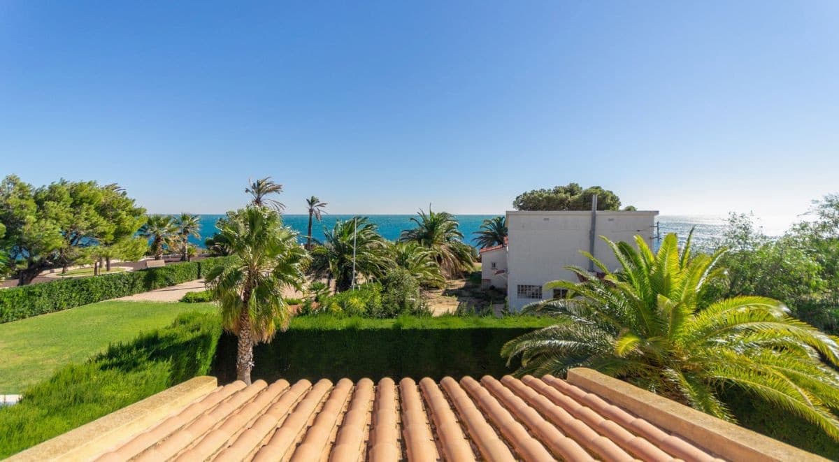 6 sypialnia Willa na sprzedaż w L'Ametlla de Mar z basenem garażem - 675 000 € (Ref: 8426464)