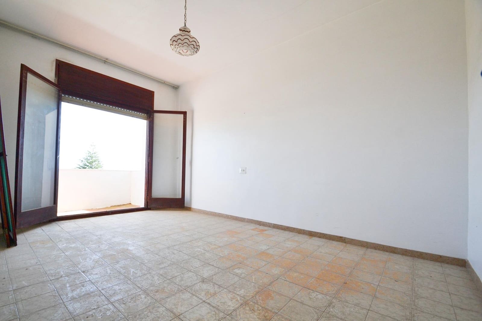 5 soverom Leilighet til salgs i Deltebre med garasje - € 85 000 (Ref: 8437320)