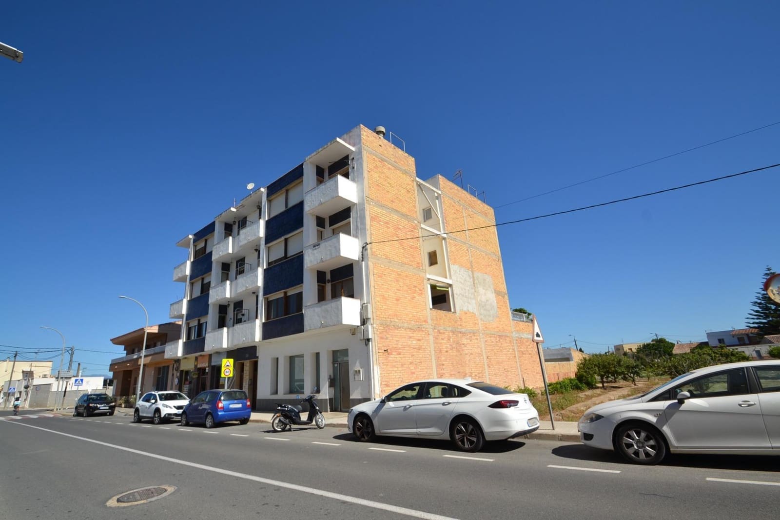 5 soverom Leilighet til salgs i Deltebre med garasje - € 85 000 (Ref: 8437320)