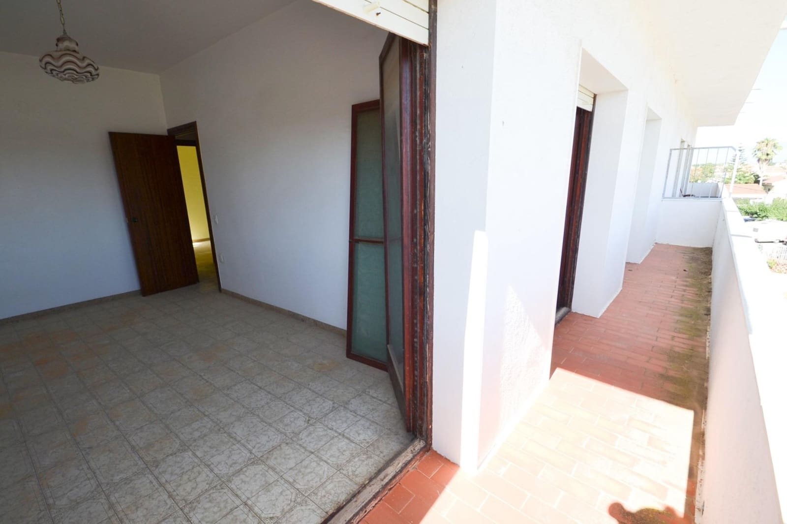 5 soverom Leilighet til salgs i Deltebre med garasje - € 85 000 (Ref: 8437320)