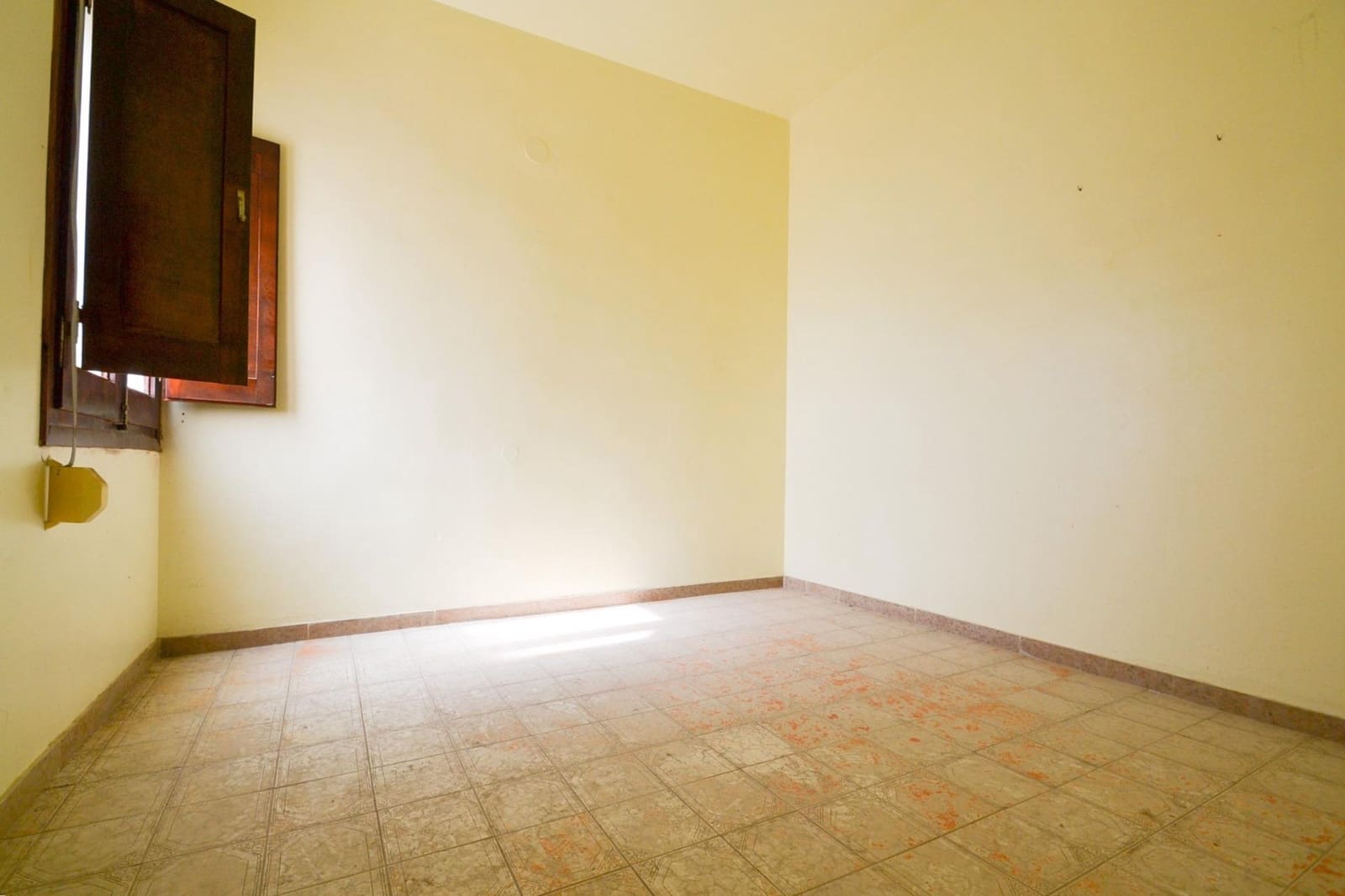 5 soverom Leilighet til salgs i Deltebre med garasje - € 85 000 (Ref: 8437320)