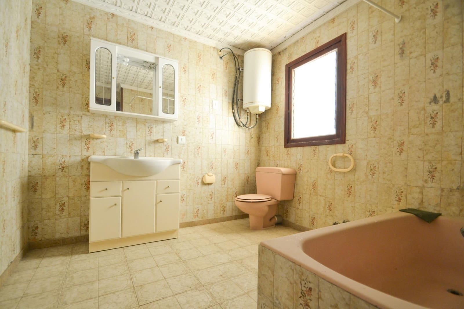 5 soverom Leilighet til salgs i Deltebre med garasje - € 85 000 (Ref: 8437320)