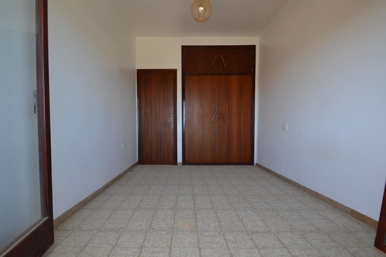 5 soverom Leilighet til salgs i Deltebre med garasje - € 85 000 (Ref: 8437320)