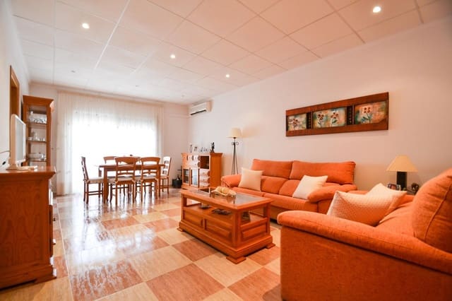 5 soverom Hus til salgs i Deltebre - € 180 000 (Ref: 8448293)