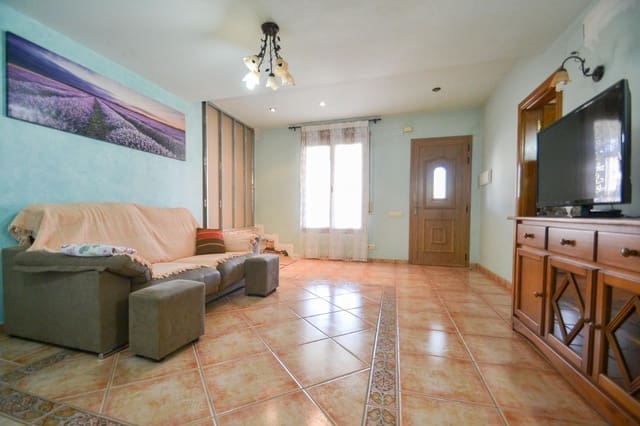 4 soverom Hus til salgs i Deltebre med garasje - € 165 000 (Ref: 8531971)