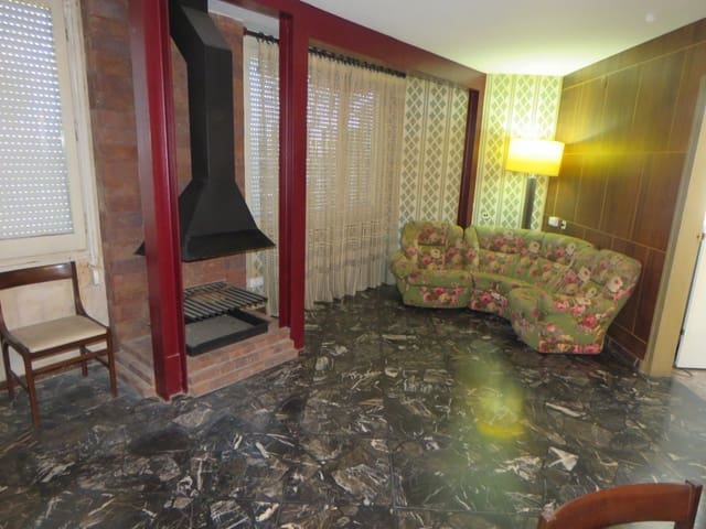 4 makuuhuone Omakotitalo myytävänä paikassa Amposta mukana 
autotalli - 210 000 € (Ref: 8584459)