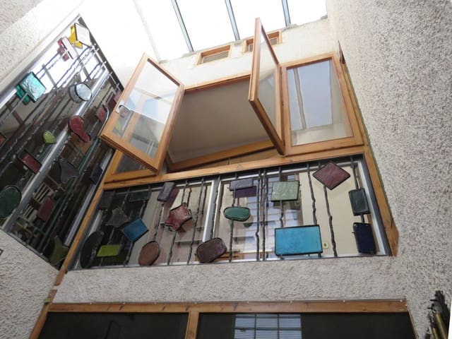 4 makuuhuone Omakotitalo myytävänä paikassa Amposta mukana 
autotalli - 210 000 € (Ref: 8584459)