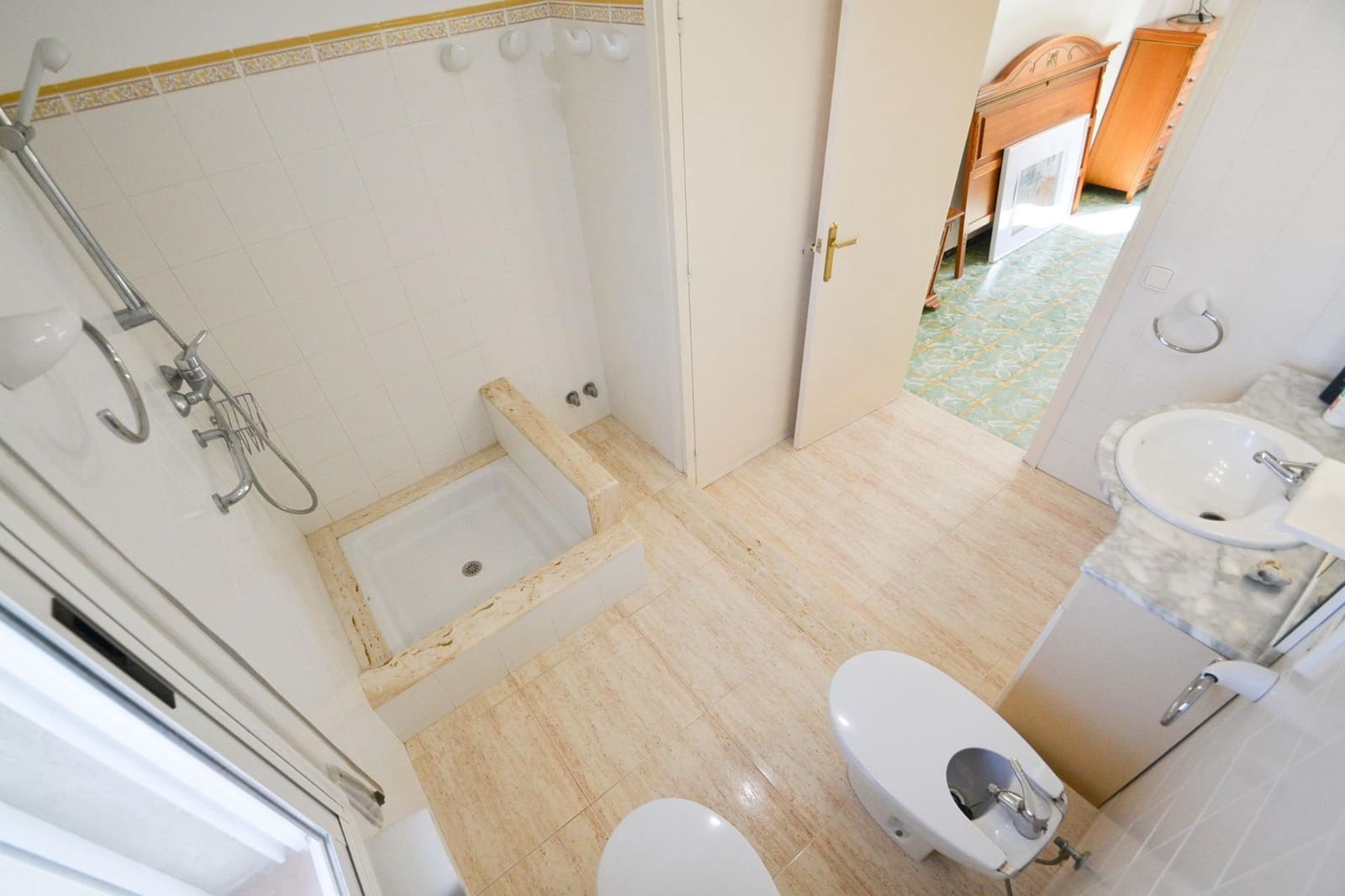 4 bedroom Townhouse for sale in Deltebre with garage - € 160,000 (Ref: 8601609)