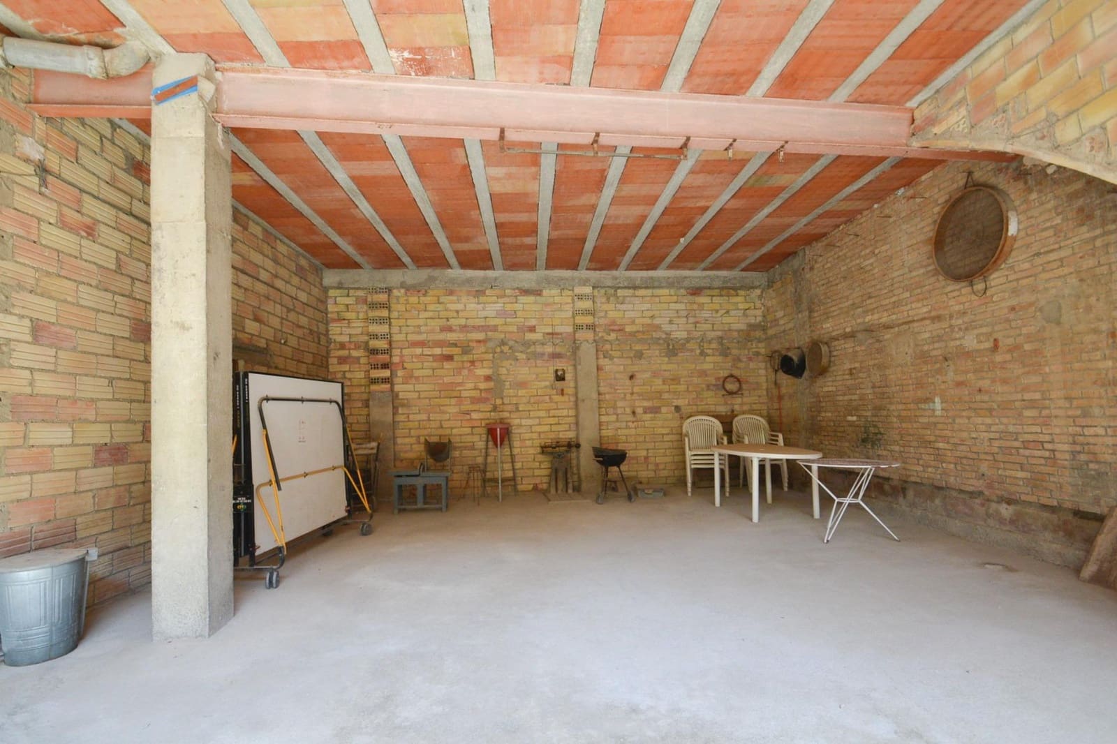 4 bedroom Townhouse for sale in Deltebre with garage - € 160,000 (Ref: 8601609)