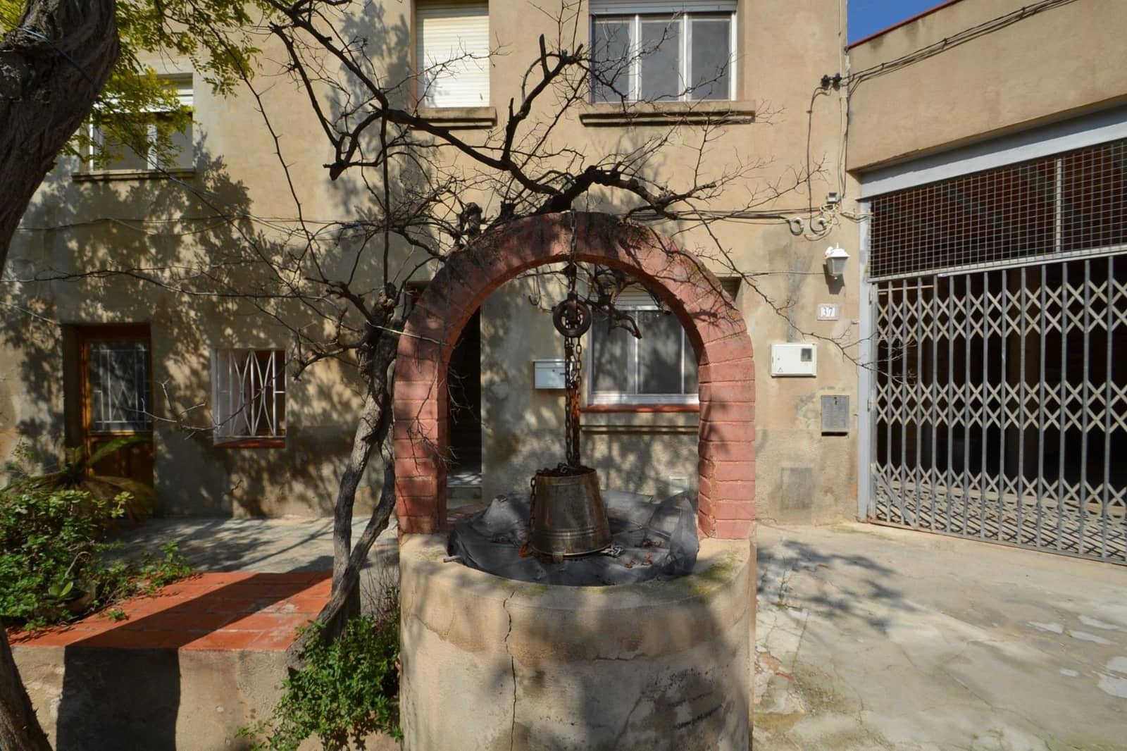 4 bedroom Townhouse for sale in Deltebre with garage - € 160,000 (Ref: 8601609)